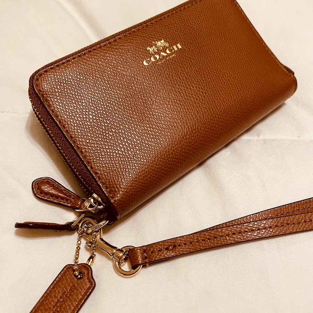 Coach Wristlet Wallet